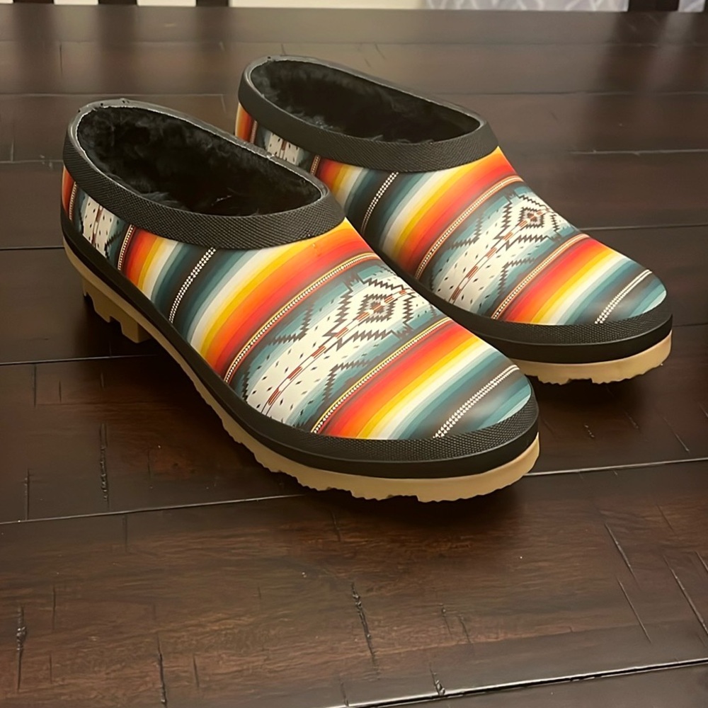 Pendleton Saltillo Sunset Fur Rain Clogs Shoes new Women’s Size 8